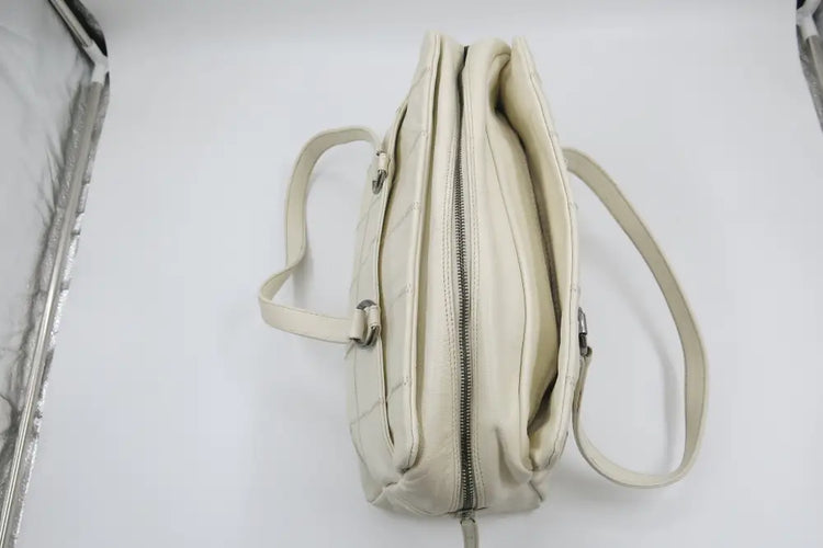 Chanel Chocolate Bar Tote Bag Calf White Ladies