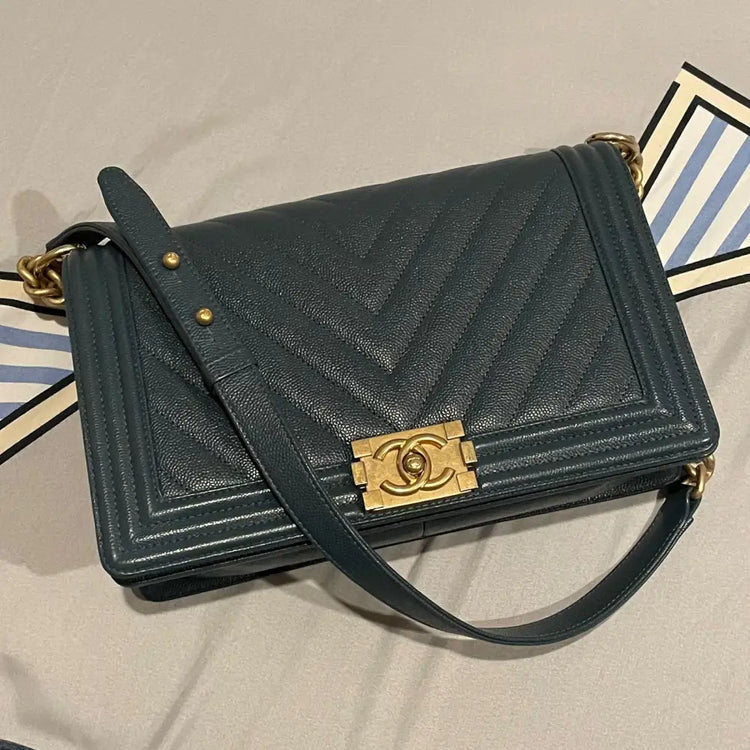 Chanel New Mediun Chevron In Navy Blue With Caviar Leather #25 Crossbody Bag
