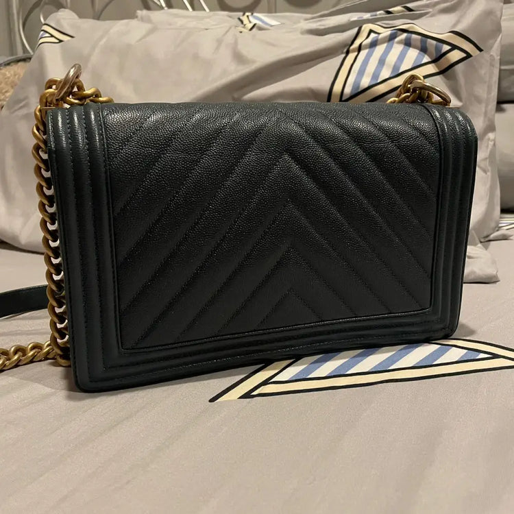 Chanel New Mediun Chevron In Navy Blue With Caviar Leather #25 Crossbody Bag