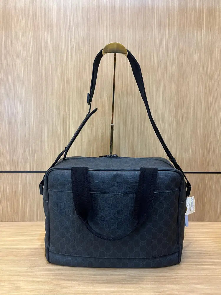 Gucci Gg Supreme Canvas Shoulder Bag Handbags