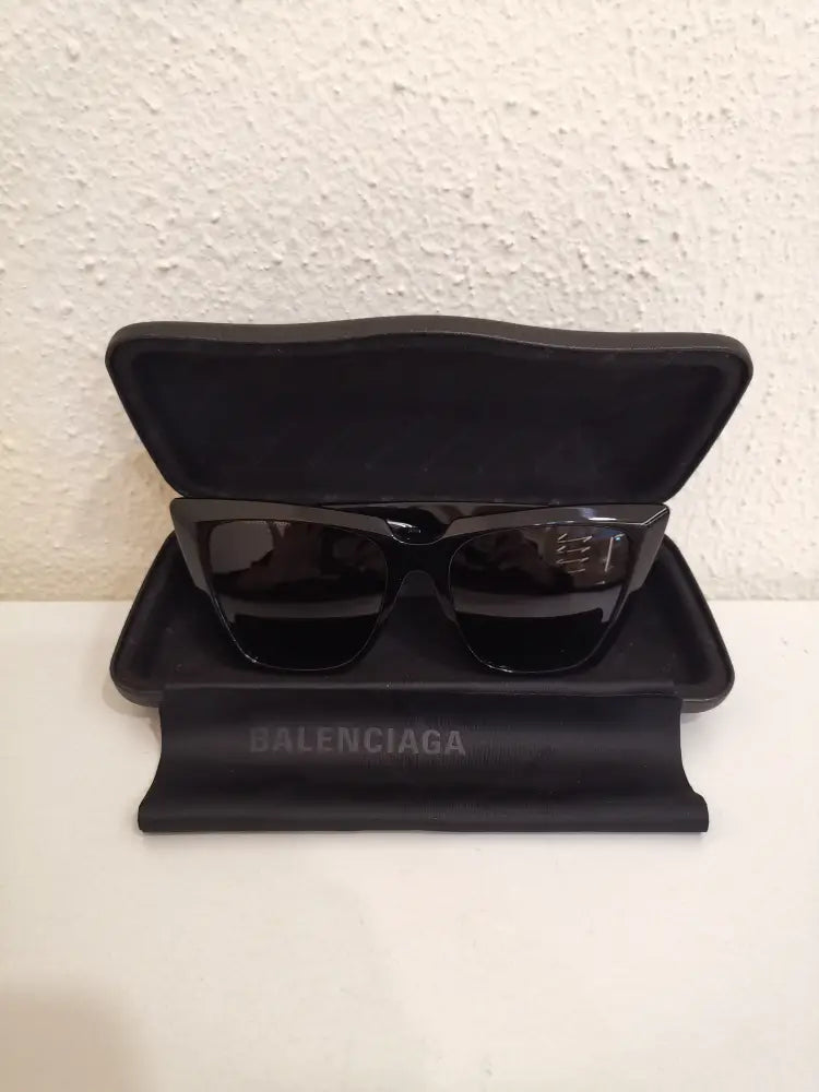 Balenciaga Sunglasses Cat Eye