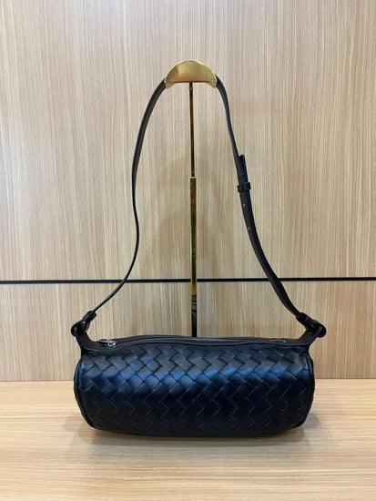 Bottega Veneta Avenue Black 2024 Hand Bag