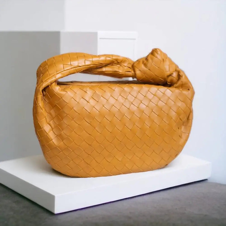 Bottega Veneta Teen Jodie Bag In Cob Ghw Handbag