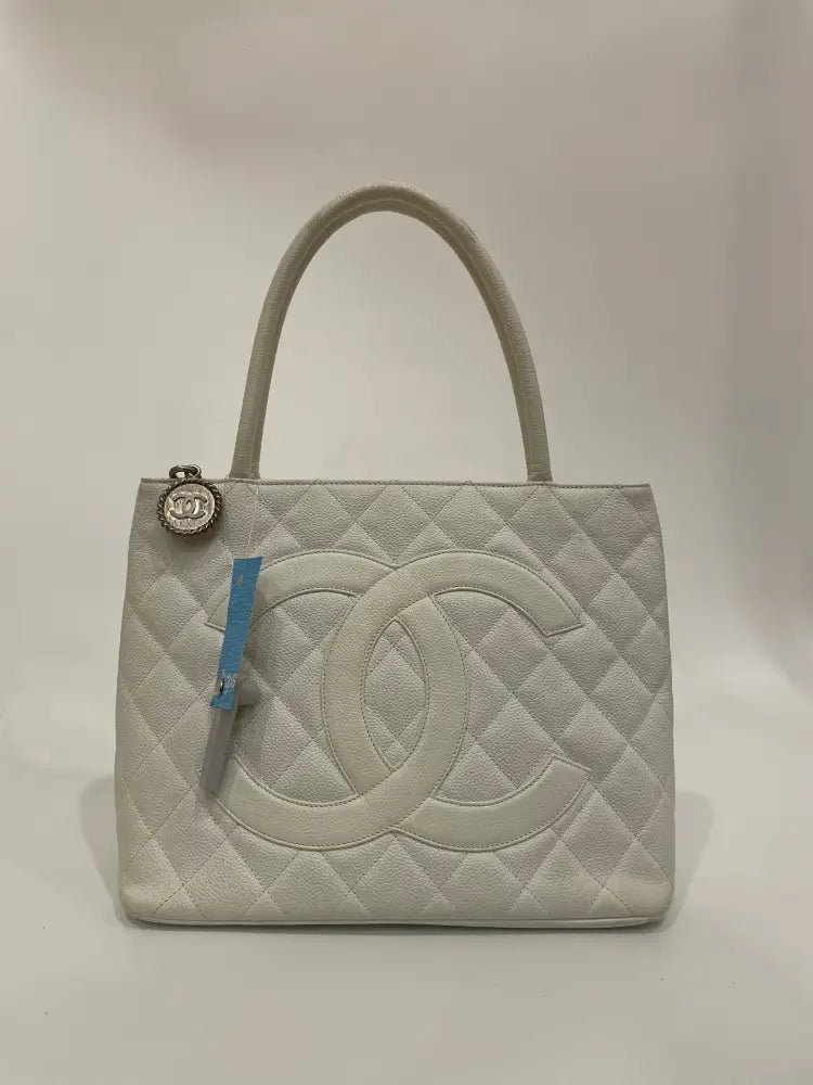 Chanel Medalion White Caviar Shw #11 Tote Bag