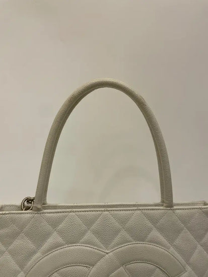 Chanel Medalion White Caviar Shw #11 Tote Bag