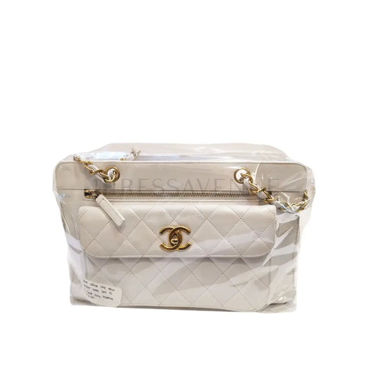 Chanel White Calf Ghw Shoulder Bag Seri 15