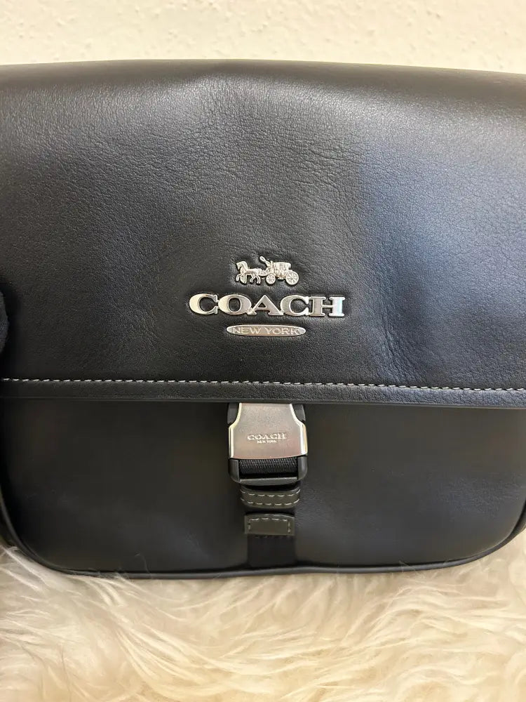 Coach Pace Messenger Black 2024 Crossbody Bag