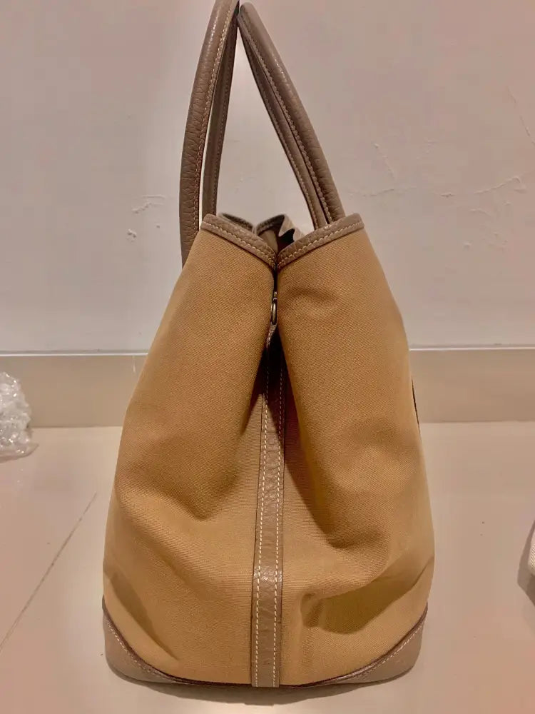 Hermes Garden Party 36 In Beige Shoulder Bag