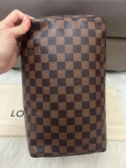 Louis Vuitton Bandou 30 Damier 2013 Crossbody Bag