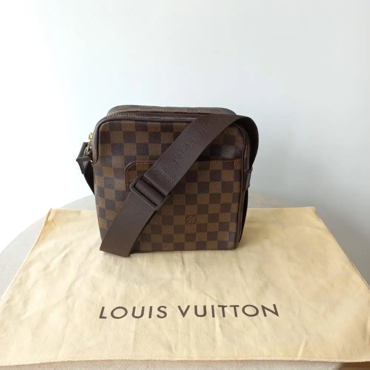 Louis Vuitton Damier Ebene Olaf Messenger Bag Crossbody