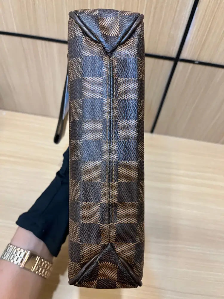 Louis Vuitton Clutch Brown Pouch &