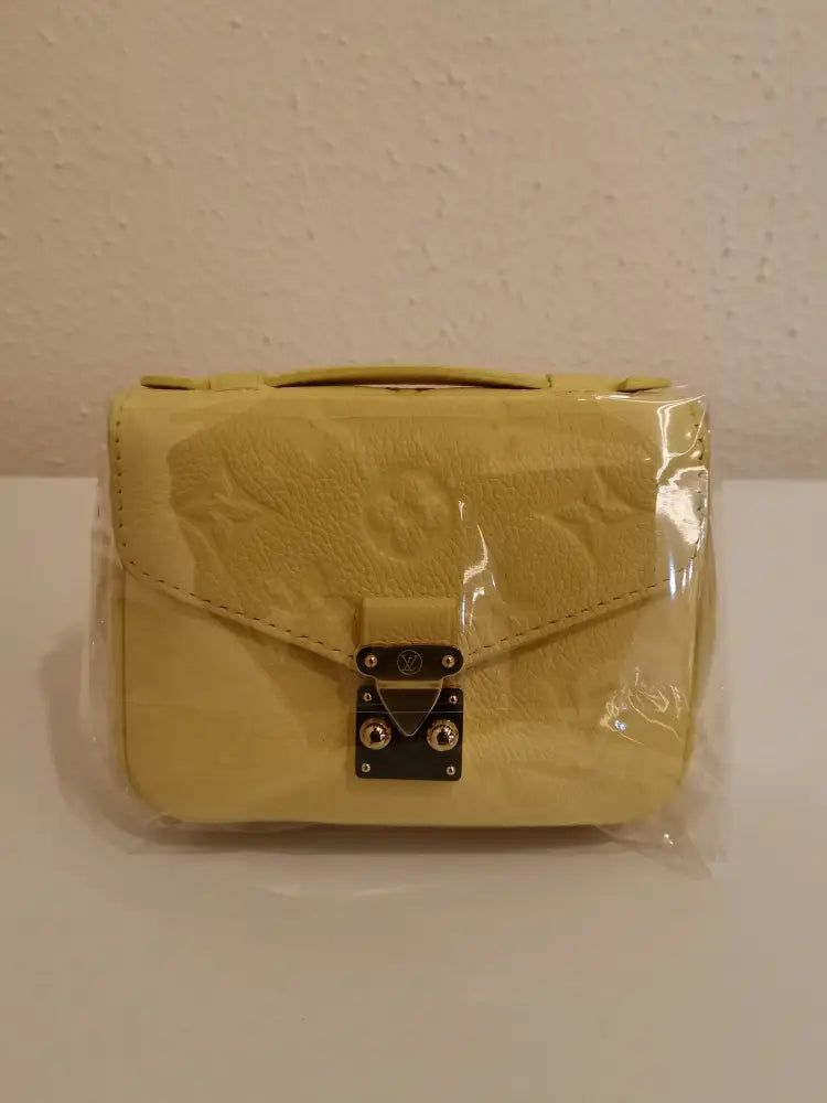 Louis Vuitton Metis Micro Empriente Jaune Chip (2022) Wallet