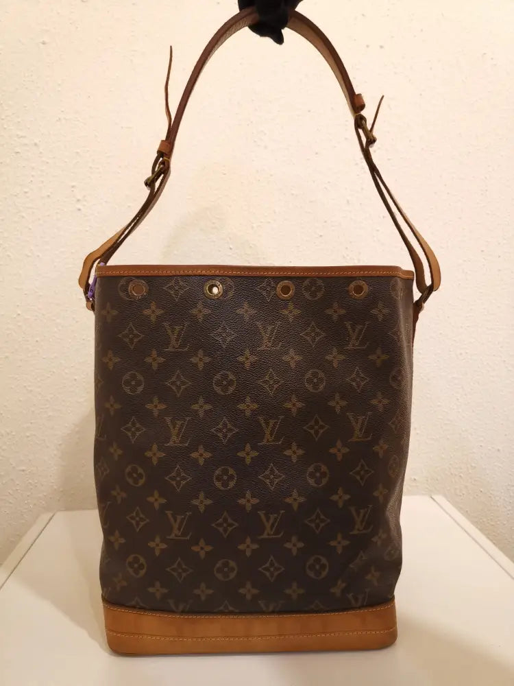 Louis Vuitton Neo Monogram Gm (1988) Bucket Bag