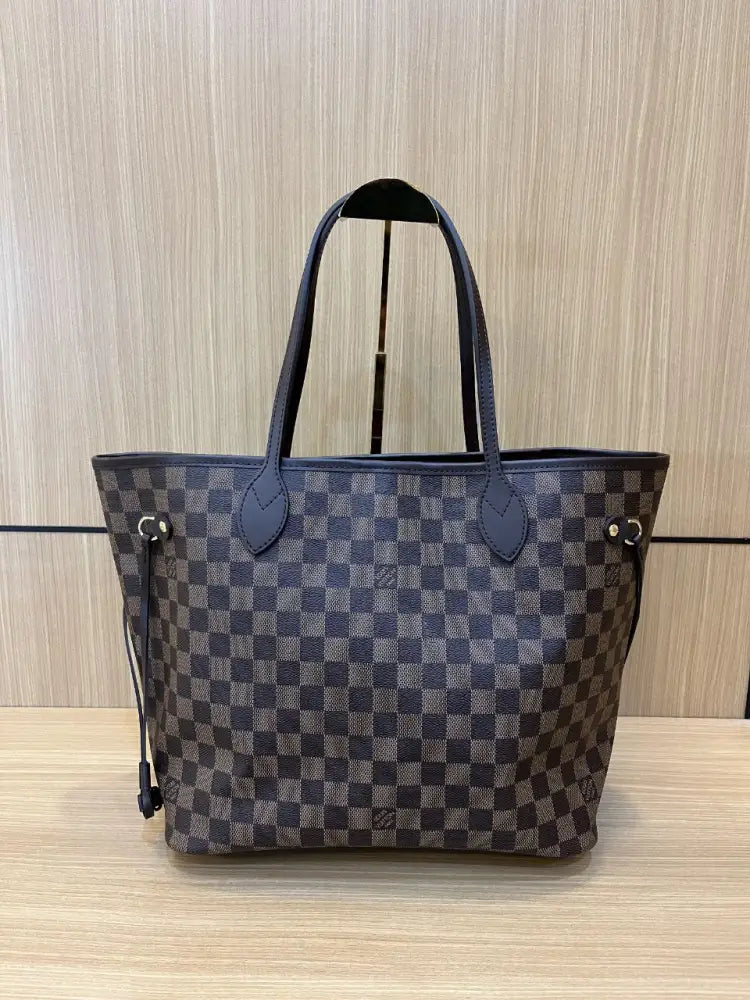 Louis Vuitton Neverfull Mm Damier Shoulder Bag