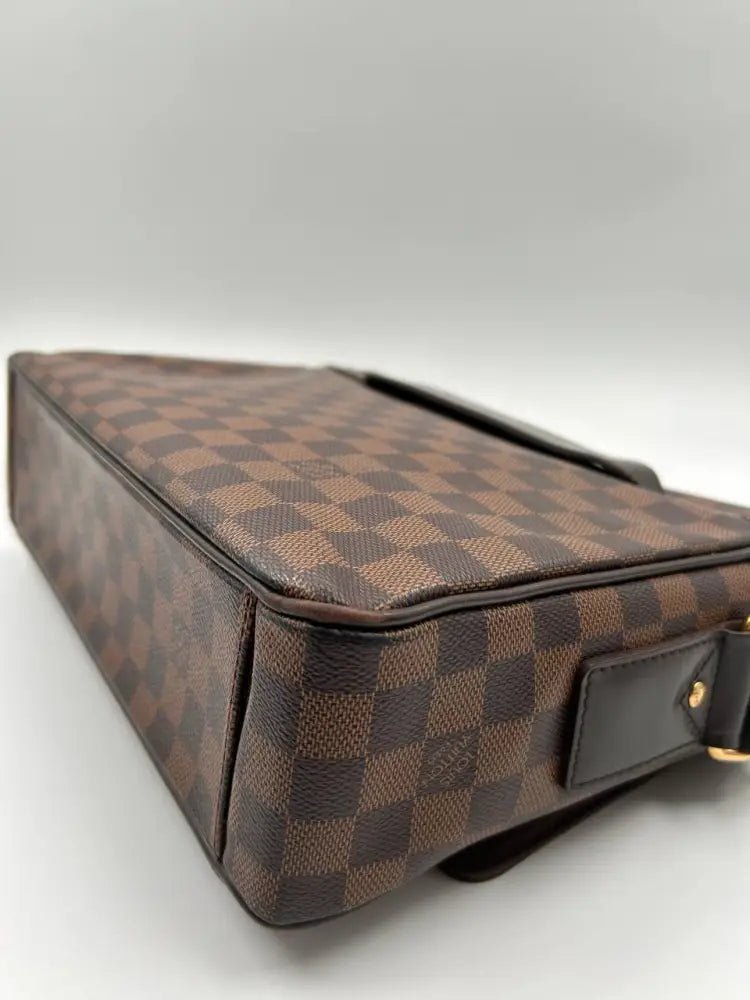 Louis Vuitton Shelton Mm Damier Ebene 2012 Crossbody Bag