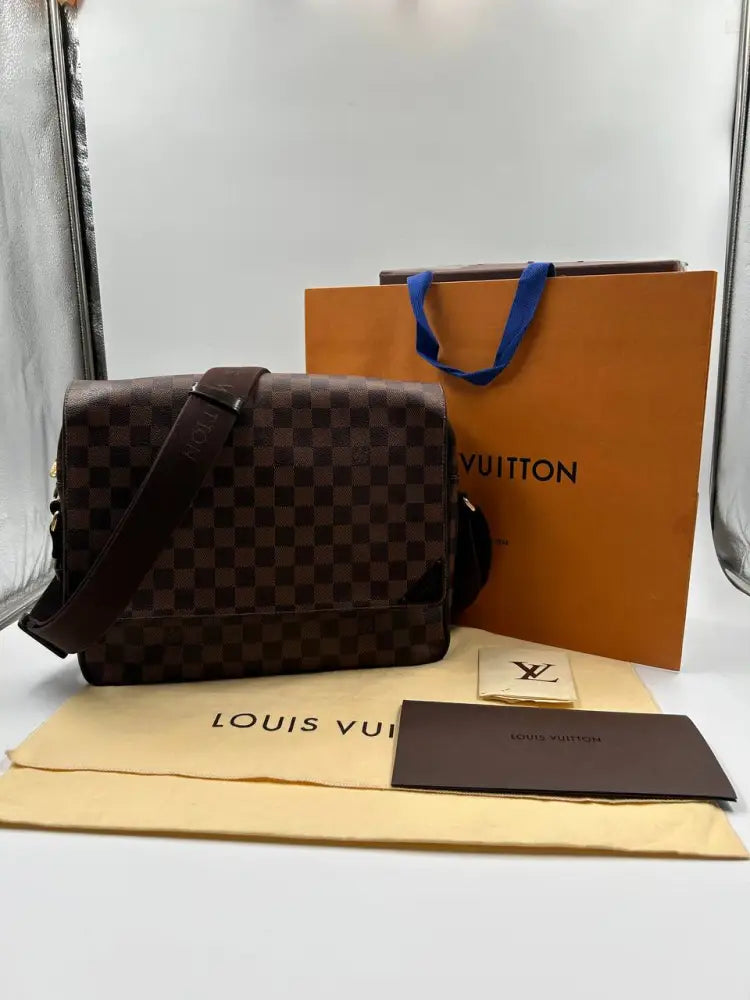 Louis Vuitton Shelton Mm Damier Ebene 2012 Crossbody Bag