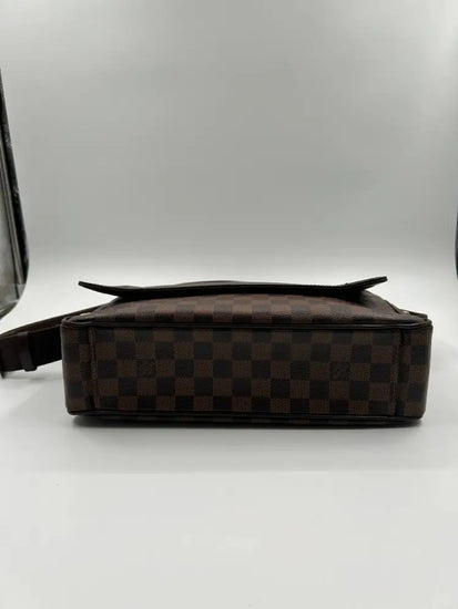 Louis Vuitton Shelton Mm Damier Ebene 2012 Crossbody Bag