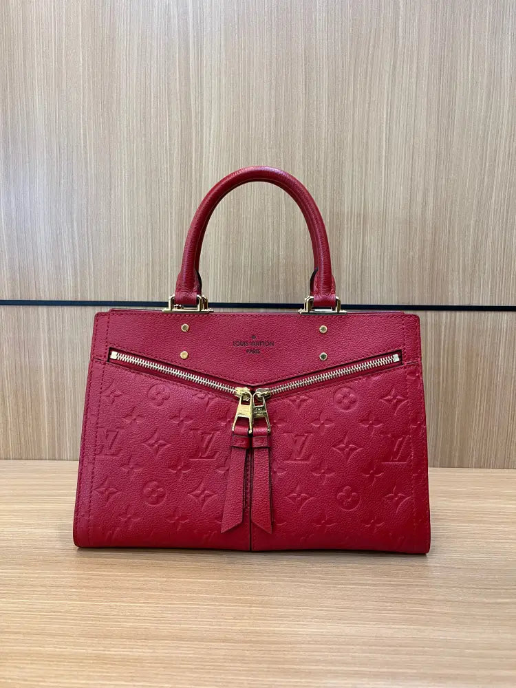 Louis Vuitton Sully Pm Red Monogram 2018 Shoulder Bag