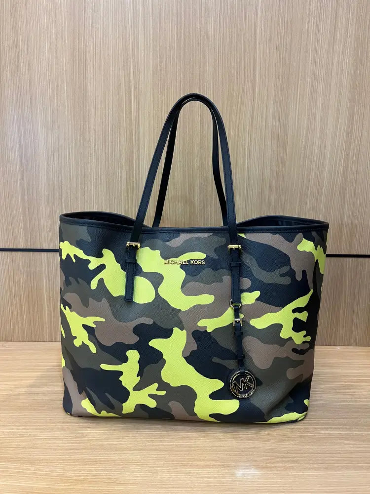 Michael Kors Camo Jet Set Tote
