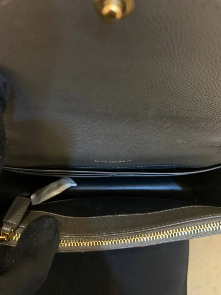 Ysl Woc 19Cm Pebble Ghw 2022